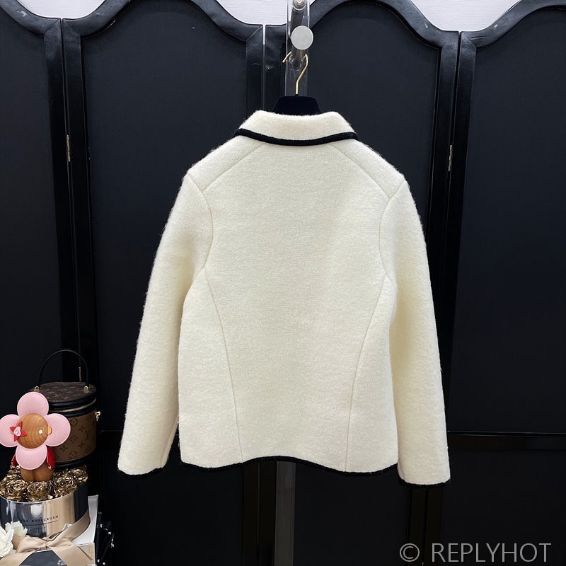 루이비통 펄리 버튼 박스 니트 재킷[매장가 590만원대]