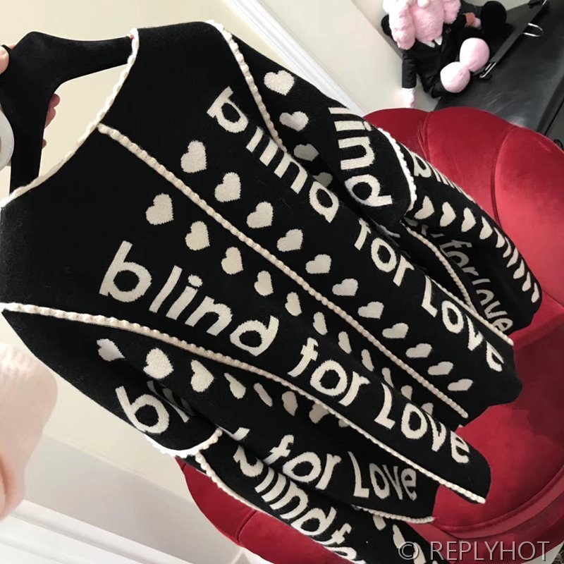 구찌 캐주얼스타일 울과 캐시미어 혼방 자카드 재킷 인 화이트[매장가 750만원대]