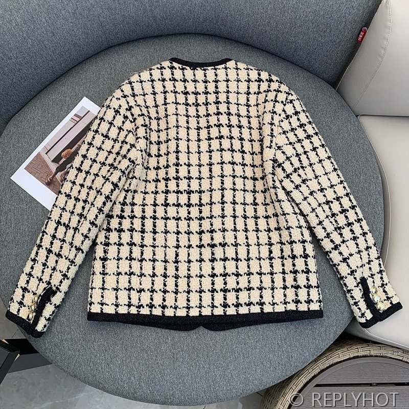 미우미우 브이넥 레트로 체크 울 소프트 트위드 재킷 [매장가 400만원대]