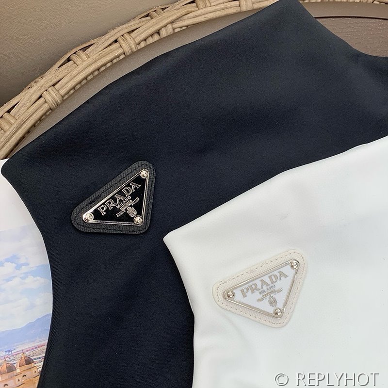 프라다 폴라티 2컬러 [매장가 220만원대]