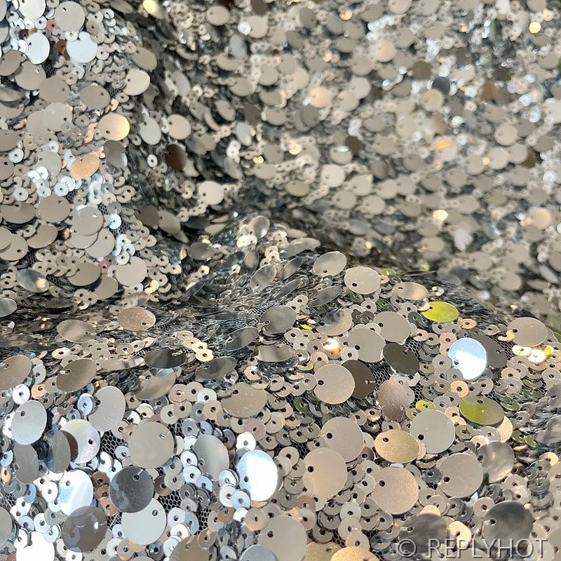 생로랑 갤럭시 스커트 [매장가 360만원대]