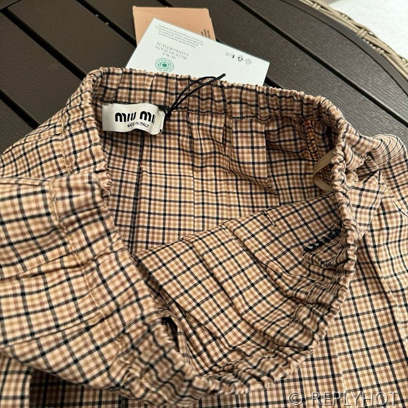 미우미우 체크 미니스커트 [매장가 165만원대]