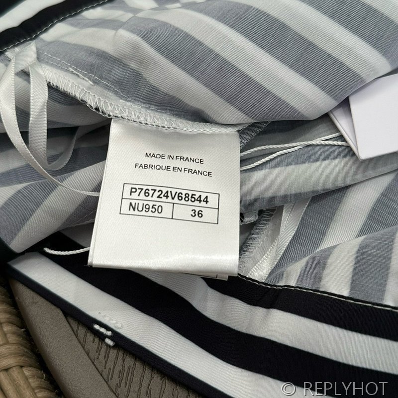 샤넬 코코비치 컬렉션 CC로고 스트라이프 팬츠 2color [매장가 500만원대]