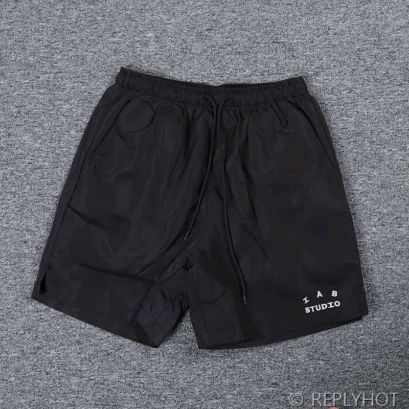 IAB 스튜디오 우븐 쇼츠 반바지 / 블랙