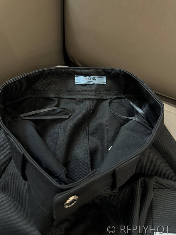 프라다 멀티 포켓 카고 팬츠 2color