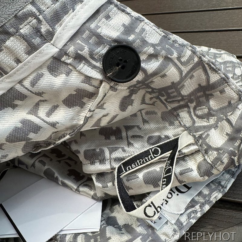 디올오블리크 숏팬츠