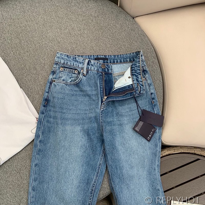 프라다 트라이앵글로고 워싱 스트레이트 진