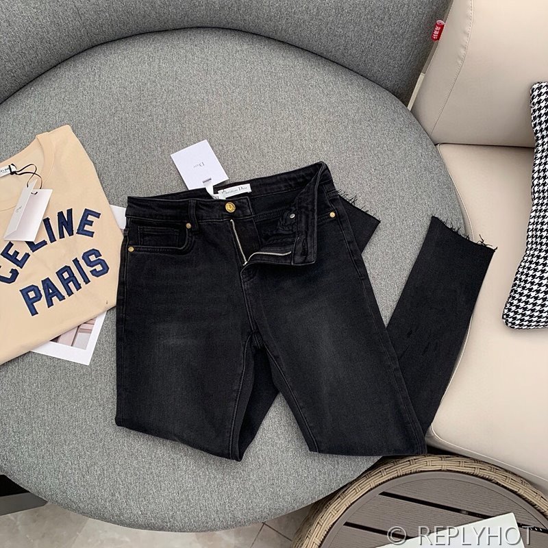 디올 하이웨이스트 슬림 워싱 나인포인트 블랙진