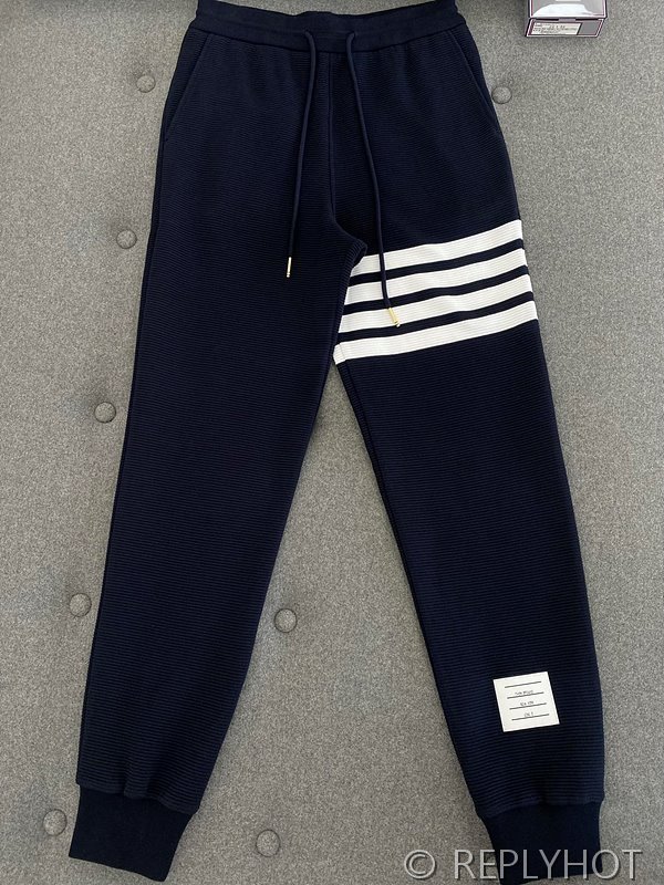 톰브라운 스트레이트 캐주얼 팬츠 네이비