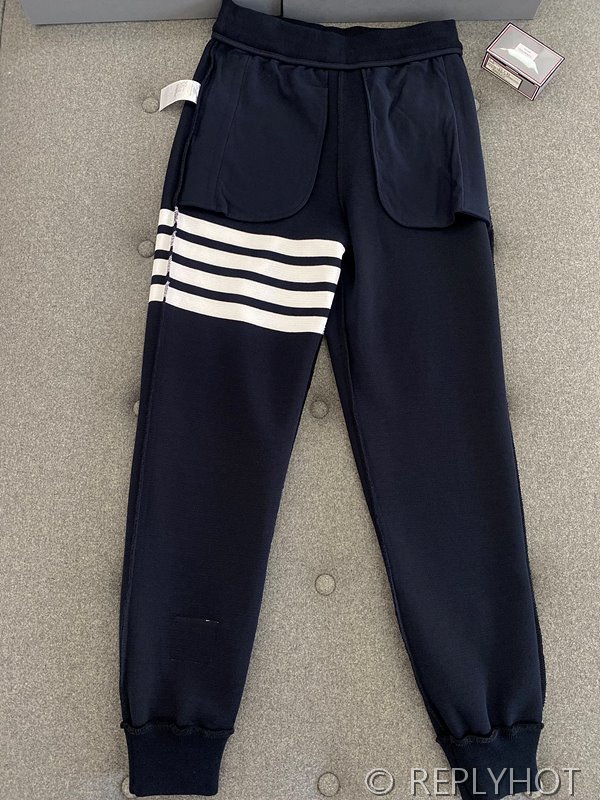 톰브라운 스트레이트 캐주얼 팬츠 네이비