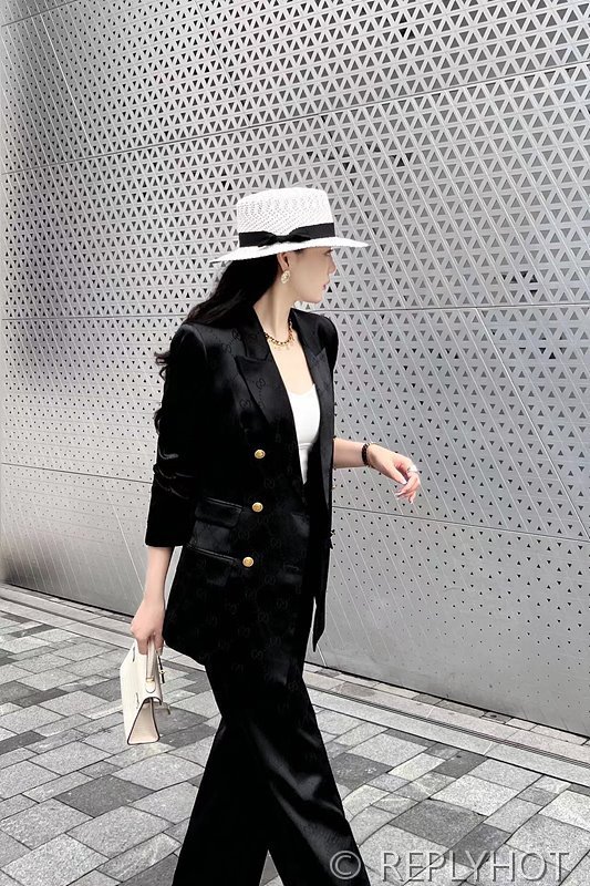 구찌 쟈가드 골드버튼 정장코트&바지 세트