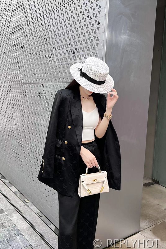 구찌 쟈가드 골드버튼 정장코트&바지 세트