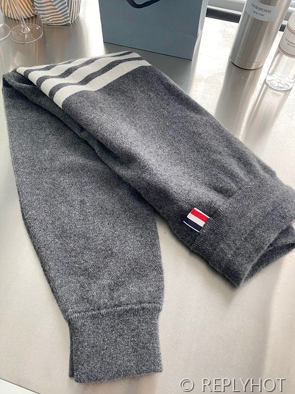 톰브라운 4바 사선완장 니트 스웨터 조거 팬츠 [매장가 170만원대]