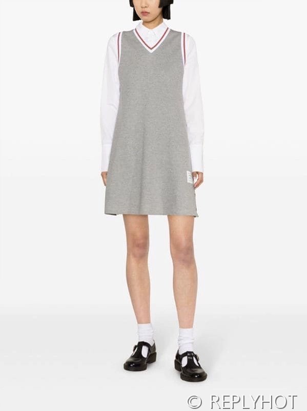 톰브라운 클래식 프레피 스타일 민소매 니트 선드레스 2COLOR [매장가 280만원대]