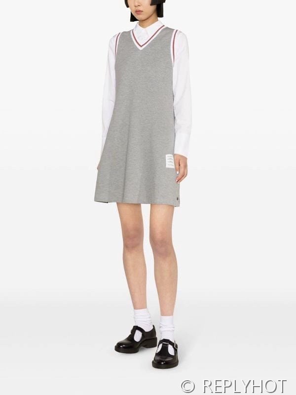 톰브라운 클래식 프레피 스타일 민소매 니트 선드레스 2COLOR [매장가 280만원대]
