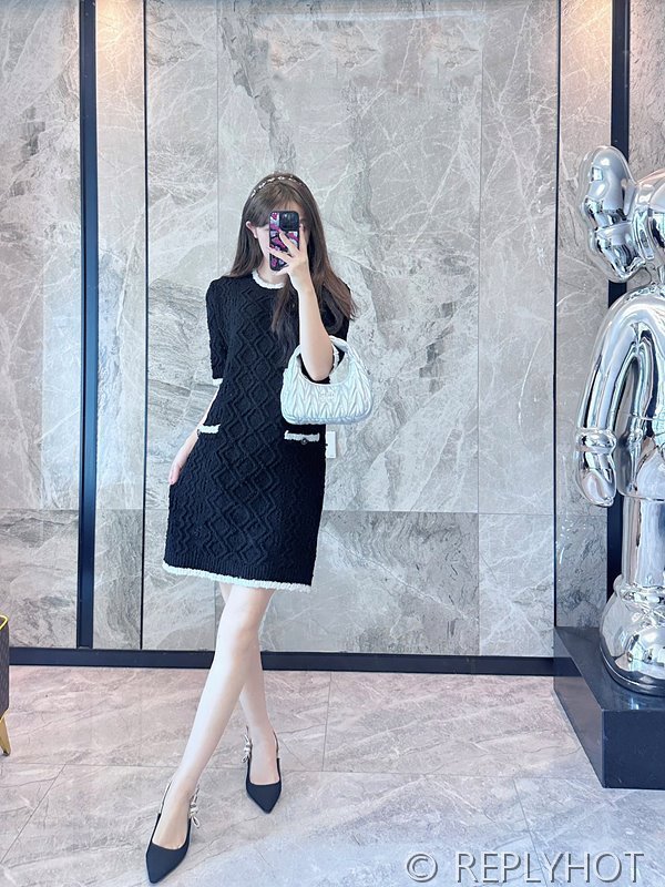 샤넬 캐시미어 니트 원피스 3COLOR [매장가 368만원대]