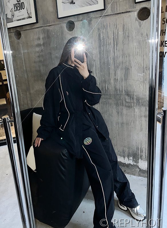 알렉산더왕 나일론 트레이닝세트 남여공용 [매장가 680만원대]