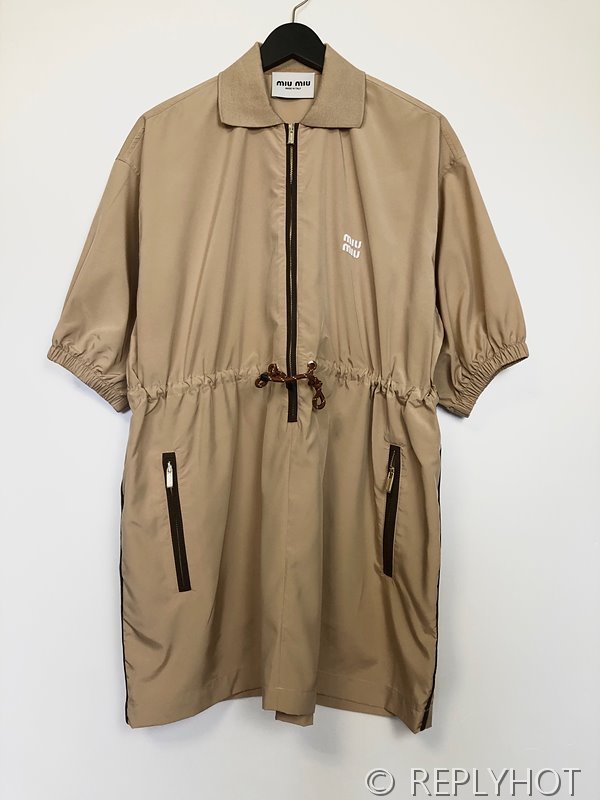 미우미우 기능성 소재 드레스 [매장가 385만원대]