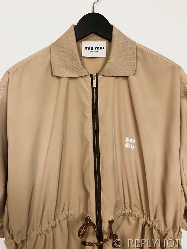 미우미우 기능성 소재 드레스 [매장가 385만원대]