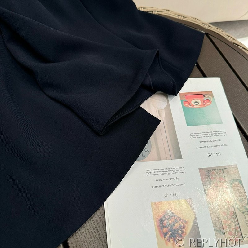 발렌티노 스트럭처드 쿠튀르 쇼트 드레스 [매장가 510만원대]