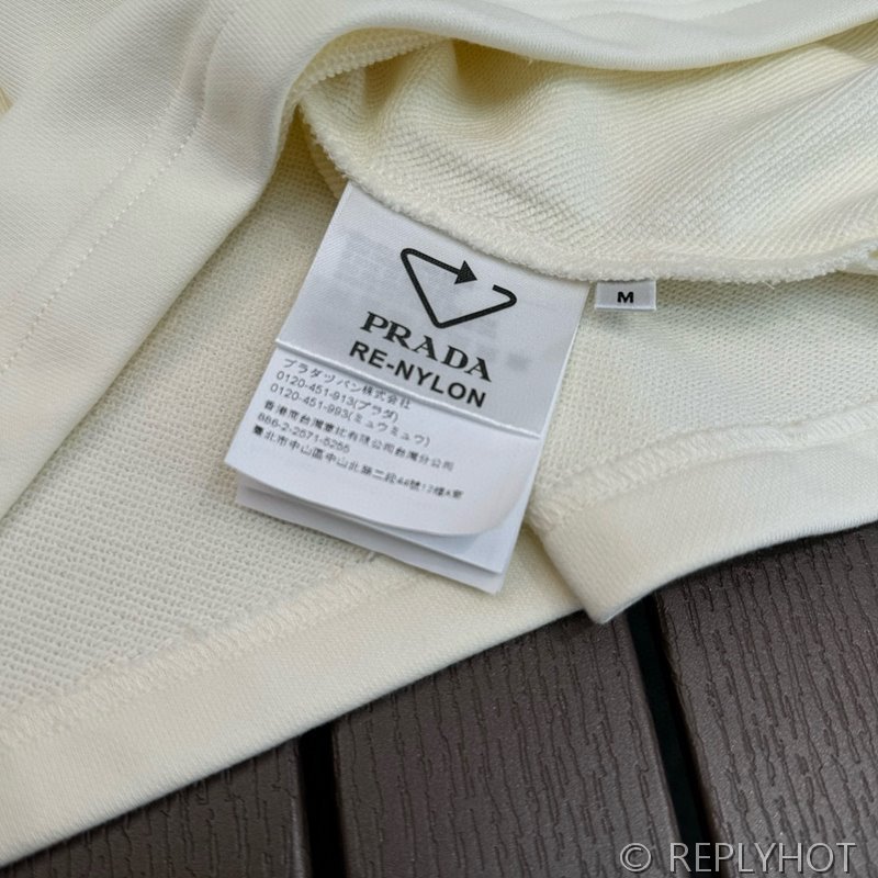 프라다 쇼트 플리스 드레스 [매장가 210만원대]