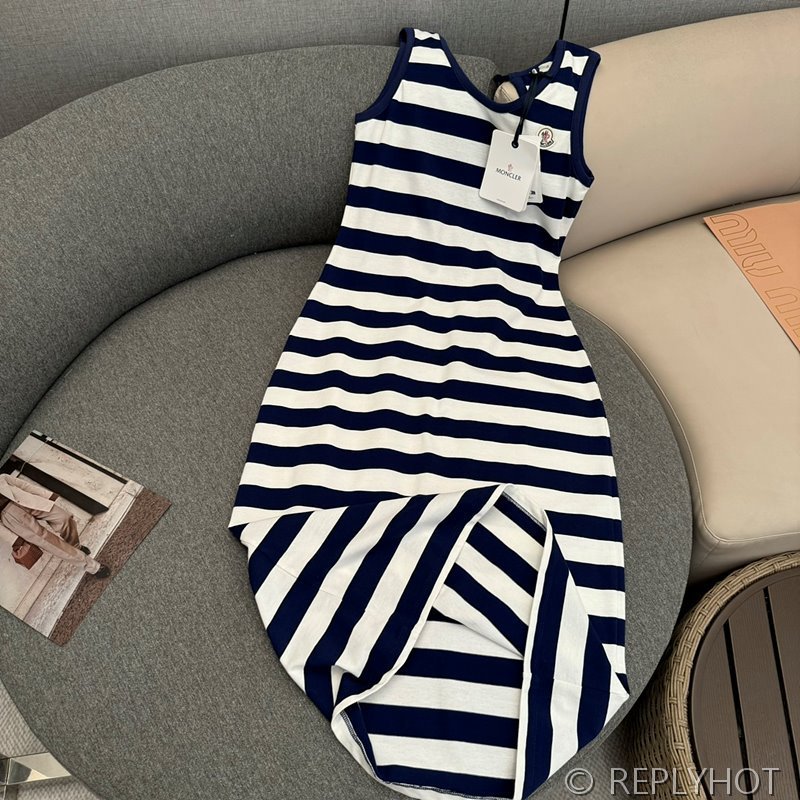 몽클레어 스트라이프 미디 드레스 [매장가 100만원대]