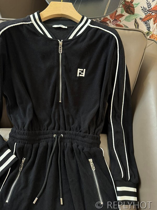 펜디 모노그램 벨벳 원피스