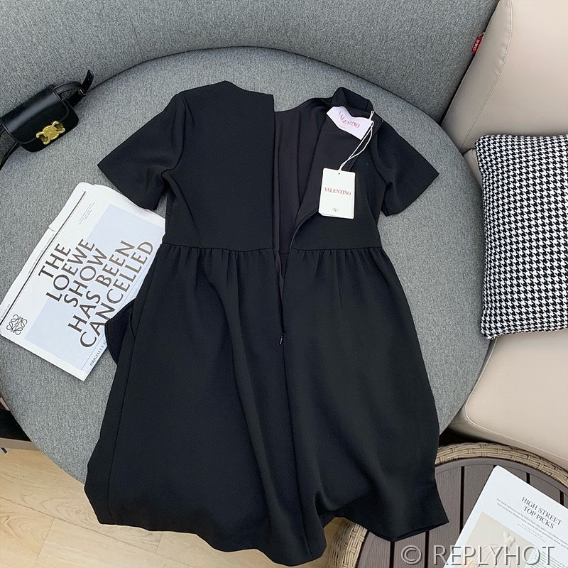 발렌티노 로즈 리틀 드레스