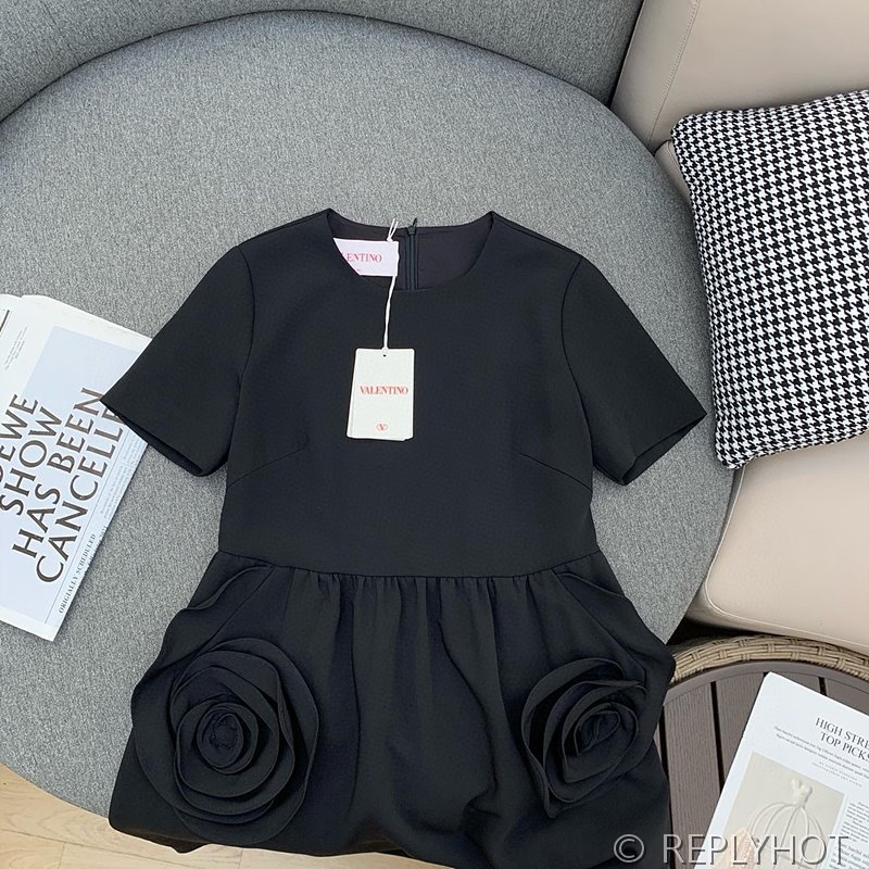 발렌티노 로즈 리틀 드레스