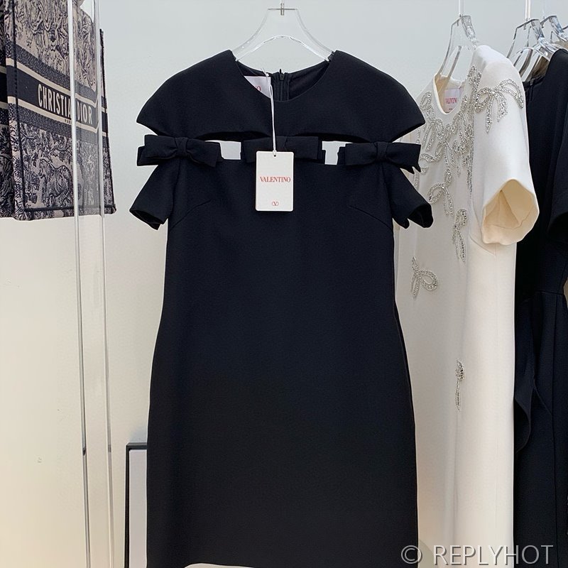 발렌티노 리본 라운드 반팔 원피스