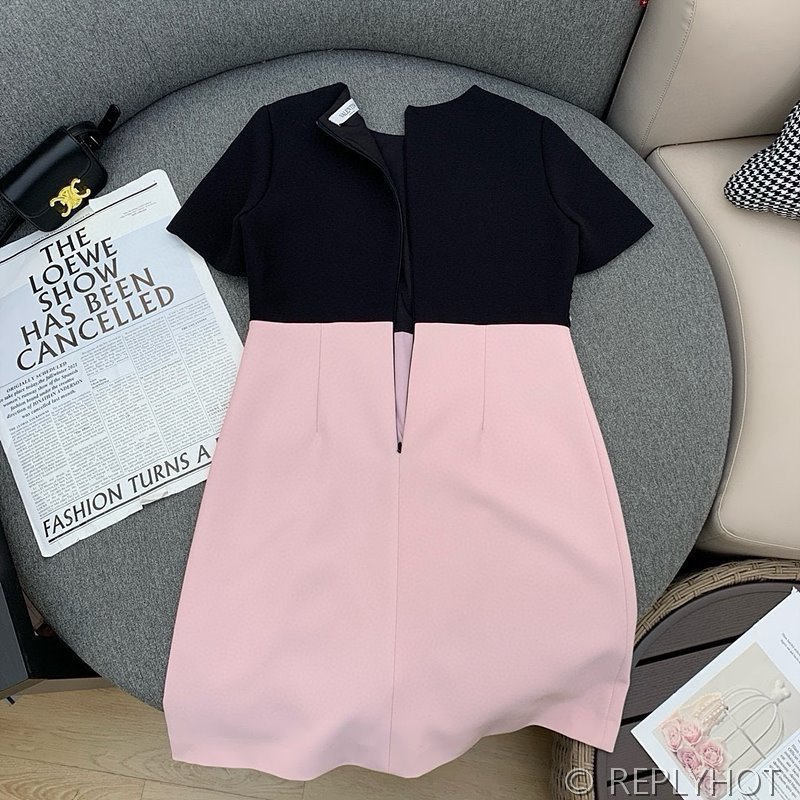 발렌티노 다이아블랙핑크 원피스