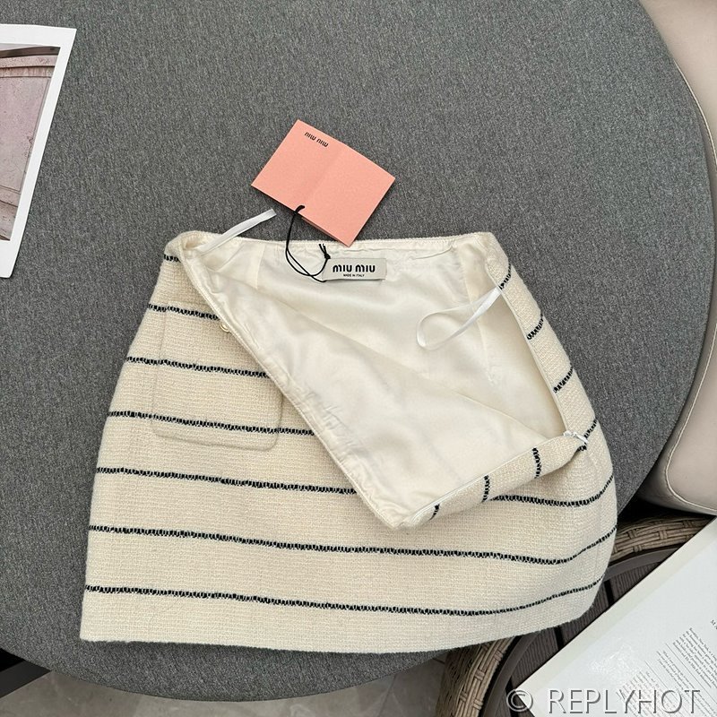 미우미우 스트라이프 울 트위드 투피스