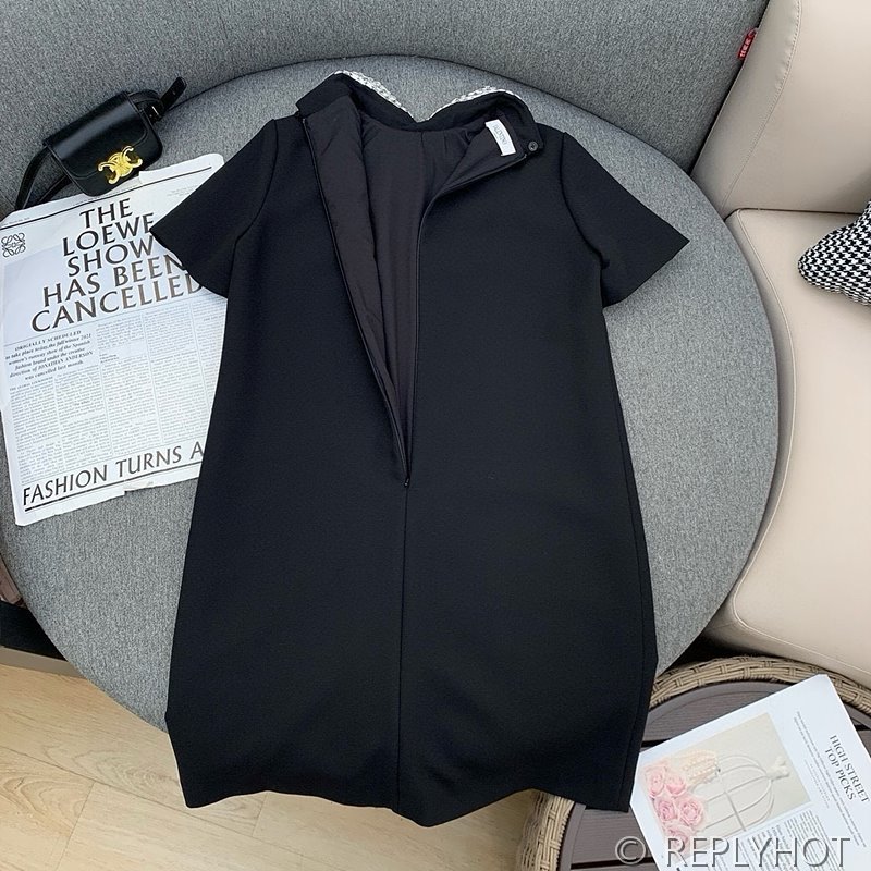 발렌티노 크리스탈 비즈 라펠 카라 원피스