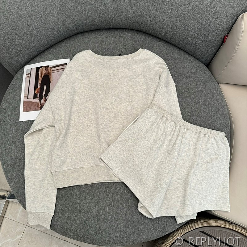 셀린느 맨투맨 트레이닝복 투피스 세트