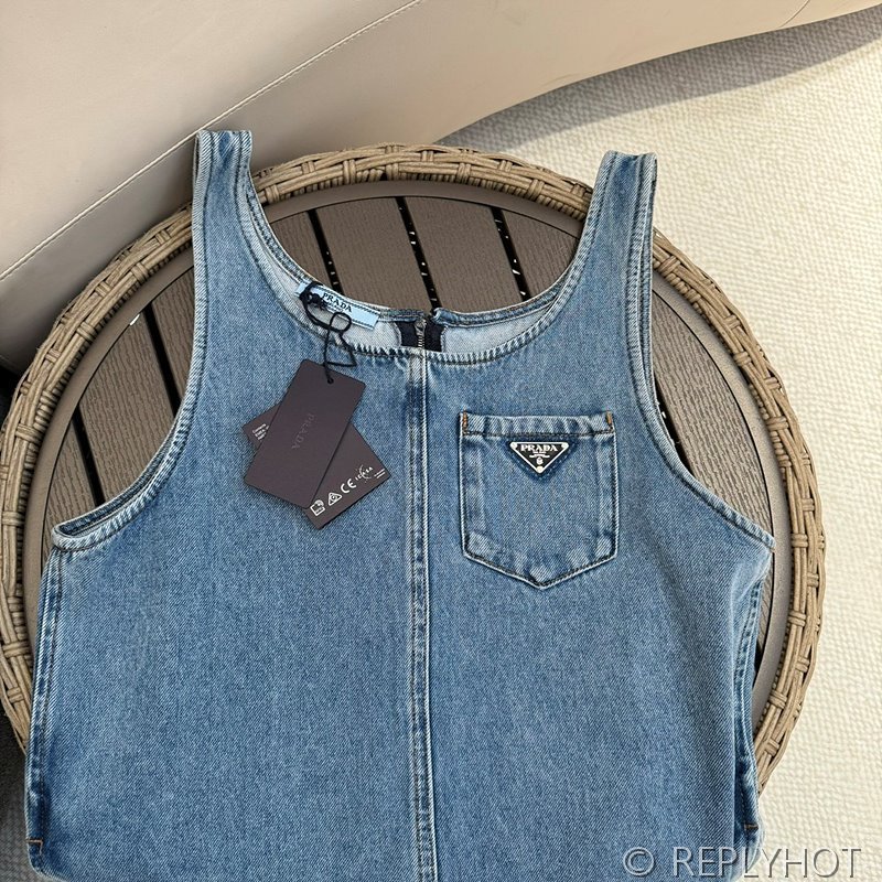 프라다 서스펜더 데님 숏 슈트