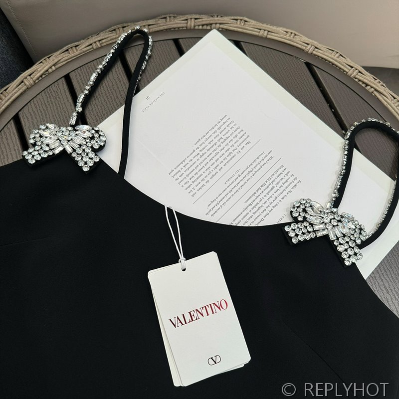 발렌티노 크리스탈 다이아몬드 리본 서스펜더 드레스