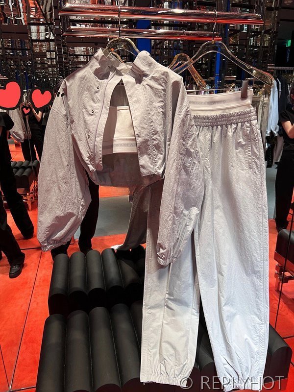 알렉산더왕 페이크 투피스 숏 재킷 캐주얼 팬츠 스포츠 슈트