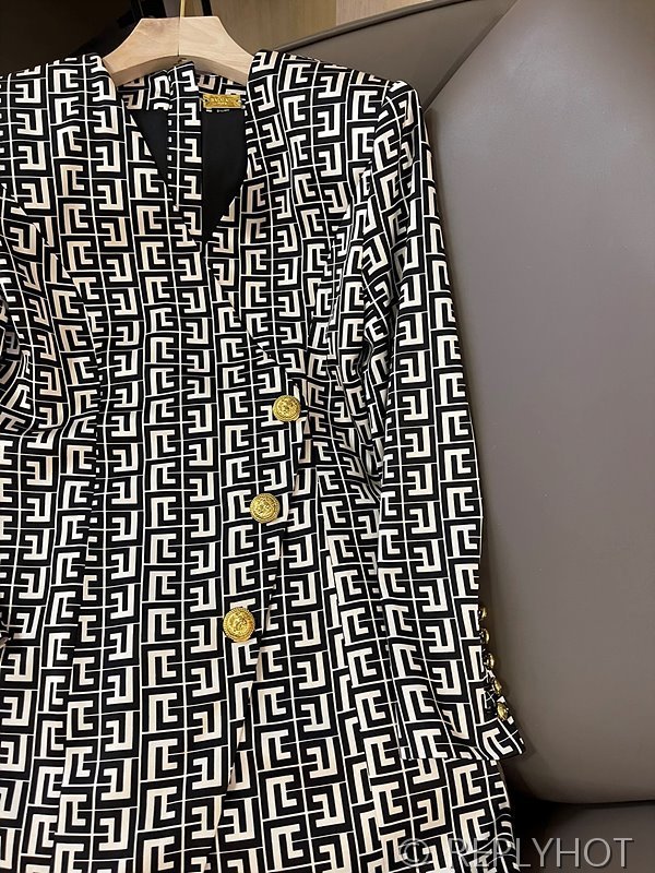 발망 프린트 아세테이트 롱 코트 드레스