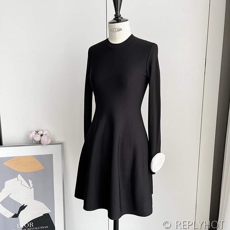 발렌티노 플로럴 아플리케 미니 드레스