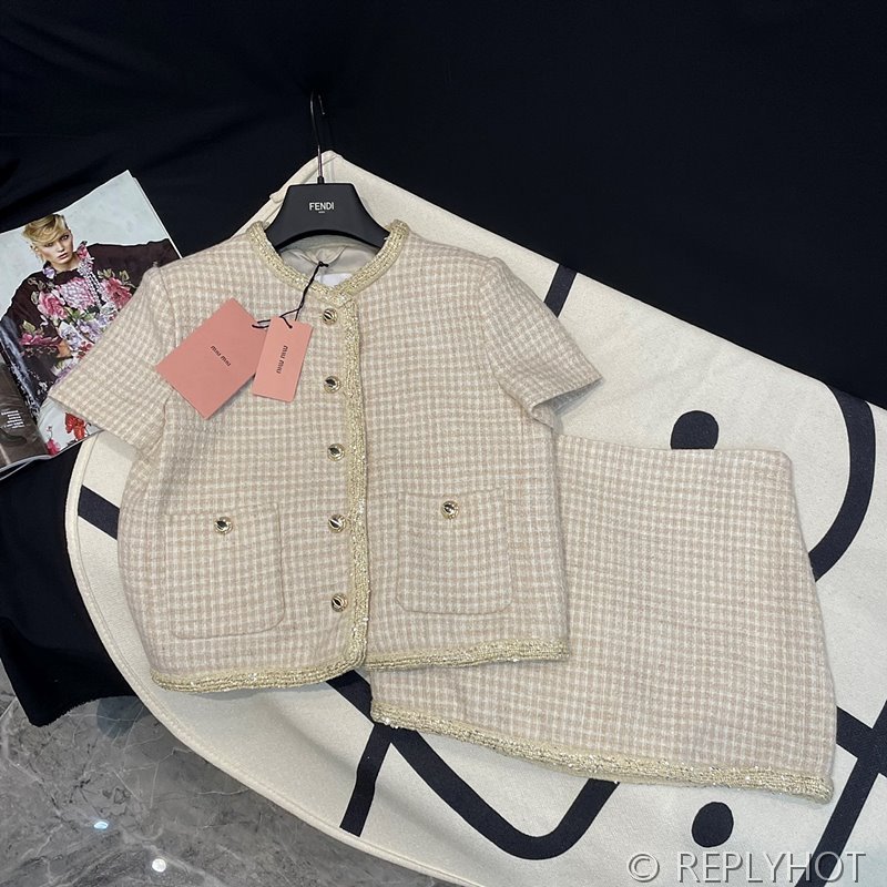 미우미우 투피스 셋업 [매장가 450만원대]