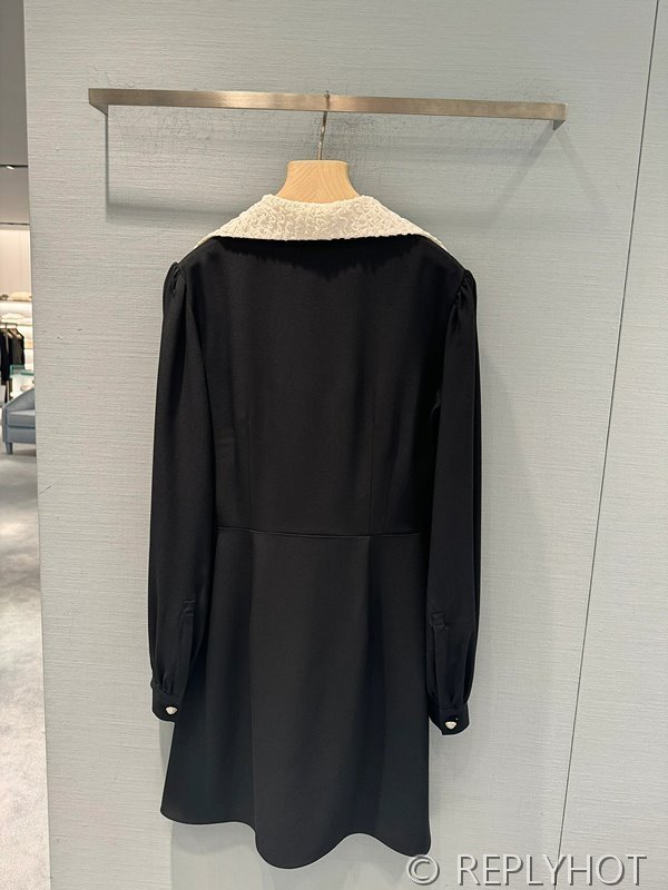 미우미우 사블레 드레스 [매장가 500만원대]