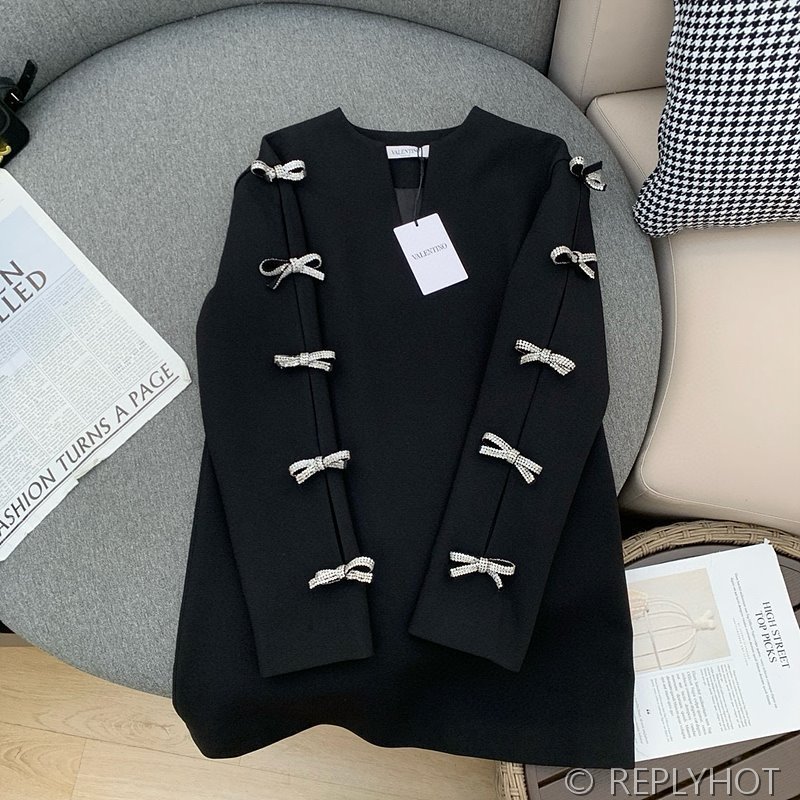 발렌티노 옆트임 원피스 [매장가 450만원대]