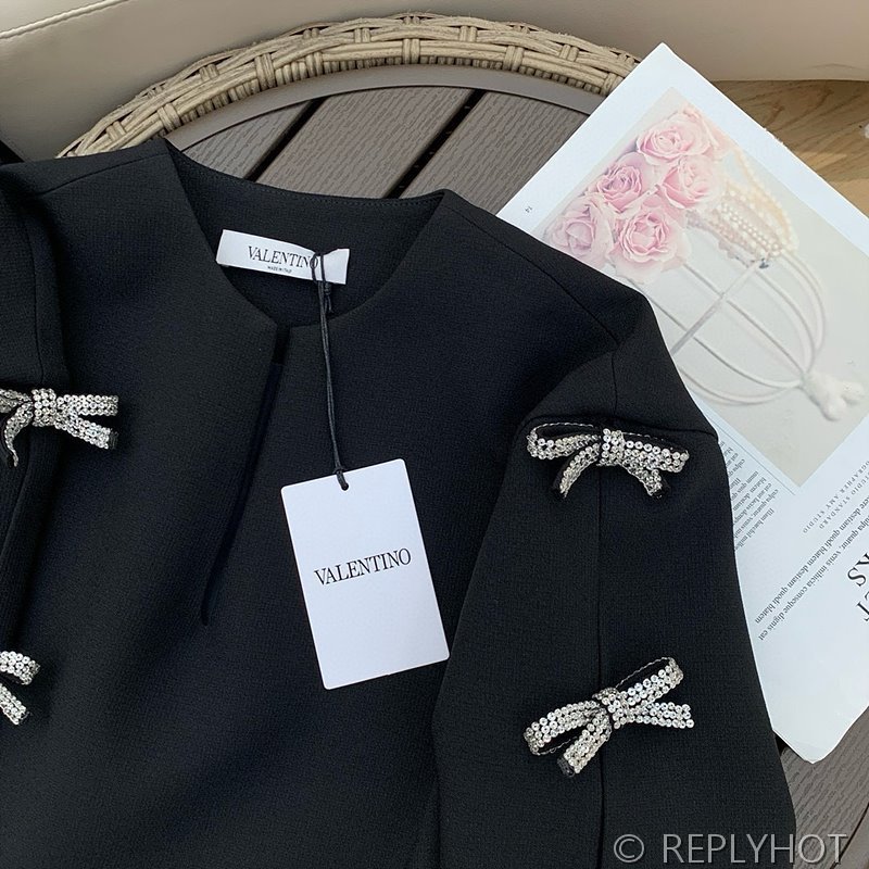 발렌티노 옆트임 원피스 [매장가 450만원대]