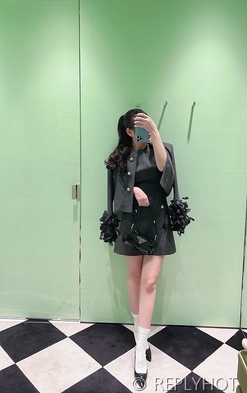 프라다 울 미니드레스 [매장가 400만원대]