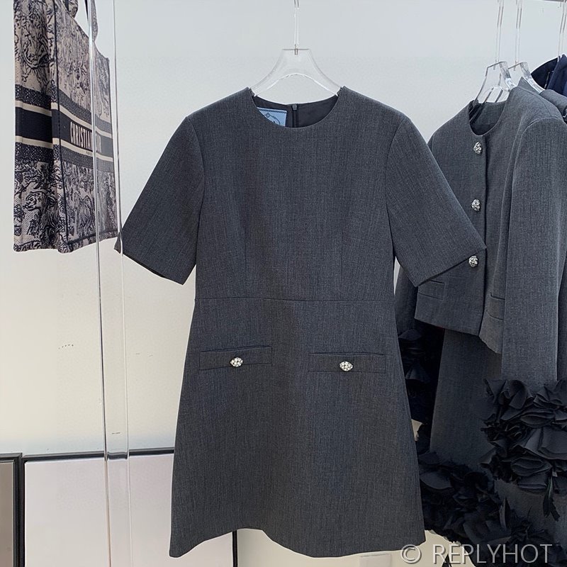 프라다 울 미니드레스 [매장가 400만원대]