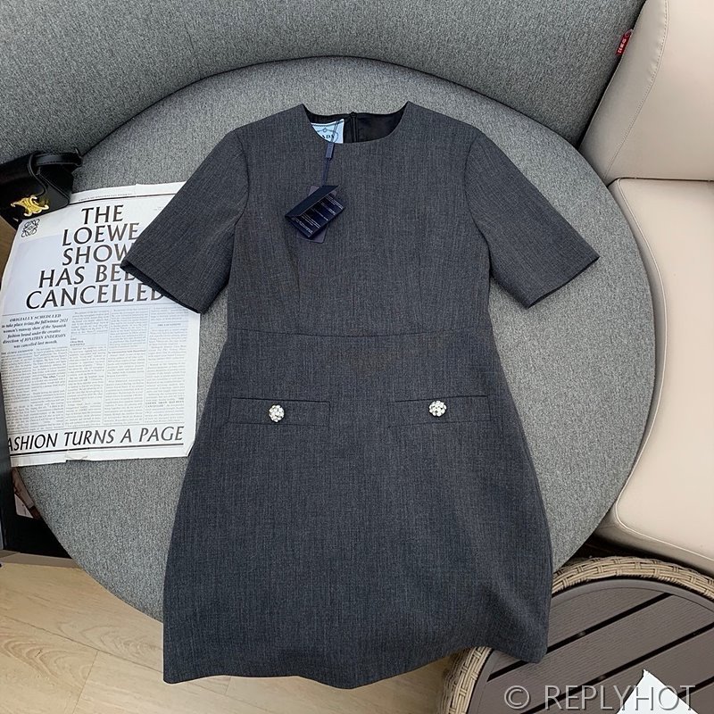 프라다 울 미니드레스 [매장가 400만원대]