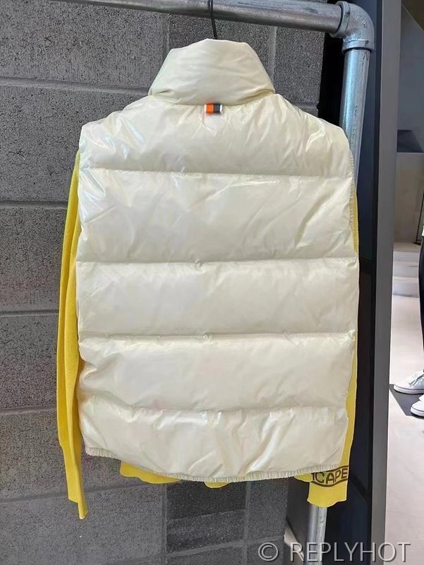 SOUTHCAPE 다운조끼패딩 2color