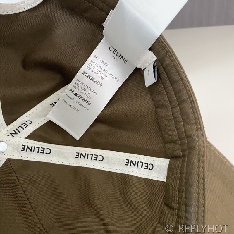 셀린느 트리옹프 베이스볼 캡 [매장가 79만원대]