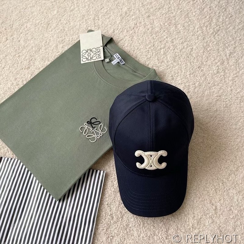 셀린느 트리옹프 베이스볼 캡 [매장가 79만원대]