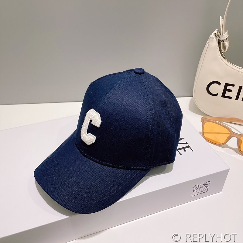셀린느 이니셜 베이스볼 캡 [매장가 79만원대]